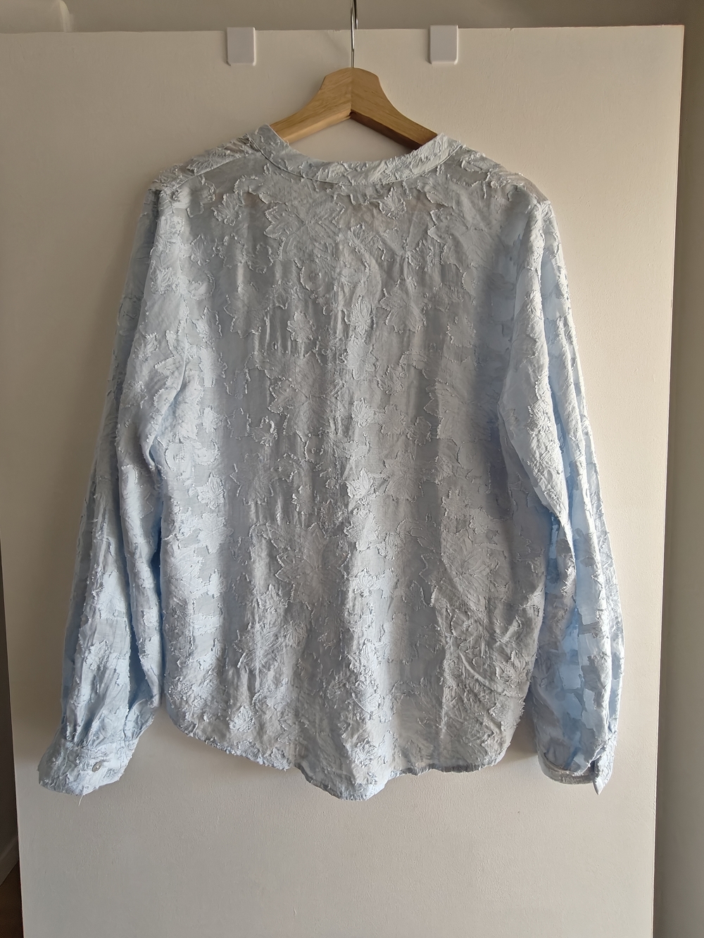 Zara Pale Blue Textured Button-Front Blouse Floral - Picture 6 of 6